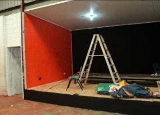 Warakurna Youth Program Gallery - Stage4